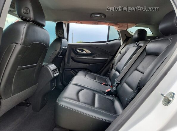 3GKALVEG6PL125777 2023 GMC TERRAIN Белый Вид задней части салона