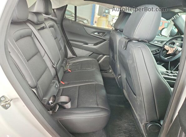 3GNAXHEG1TL204261 2026 CHEVROLET EQUINOX White Vista interior trasera