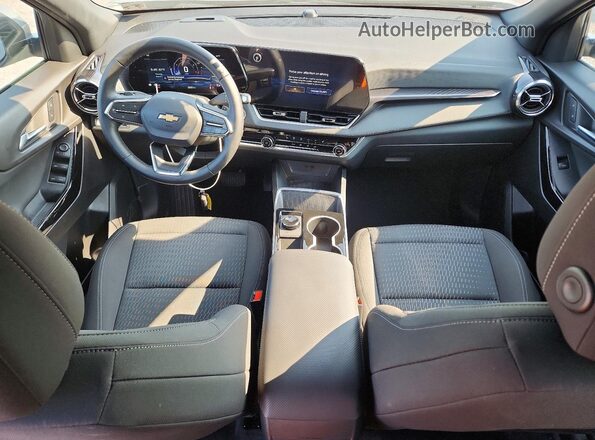 3GNAXHEG2TL490296 2026 CHEVROLET EQUINOX Silver Вид панелі приладів