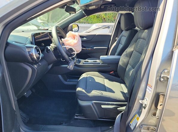 3GNAXHEG5SL323476 2025 CHEVROLET EQUINOX Silver Вид салону спереду