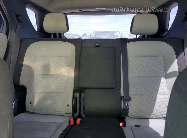 3GNAXHEV4JS553268 2018 CHEVROLET EQUINOX Blue Widok tylnych siedzeń