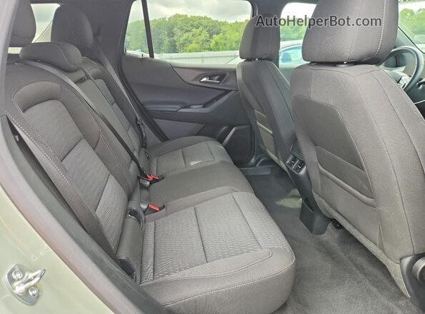 3GNAXPEG0TL254126 2026 CHEVROLET EQUINOX Green Вид задньої частини салону
