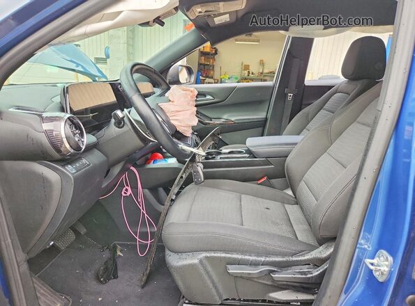 3GNAXPEG2TL245458 2026 CHEVROLET EQUINOX Blue Front interior view