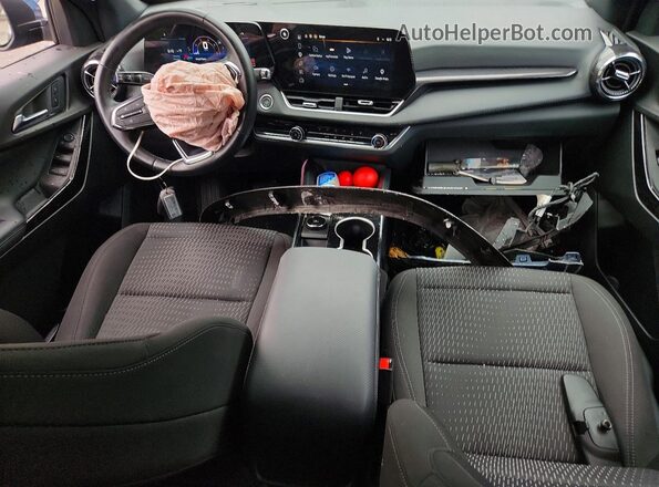 3GNAXPEG2TL245458 2026 CHEVROLET EQUINOX Blue Dashboard view