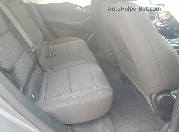 3GNAXPEG2TL408237 2026 CHEVROLET EQUINOX Silver უკანა სალონის ხედი