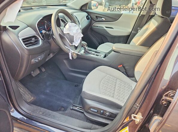 3GNAXSEV3NS174815 2022 CHEVROLET EQUINOX Черный Вид салона спереди