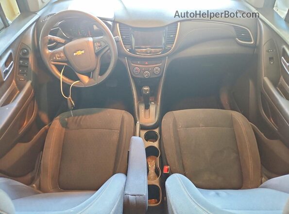 3GNCJKSB1LL232013 2020 CHEVROLET TRAX Gray Առջևի վահանակի տեսք