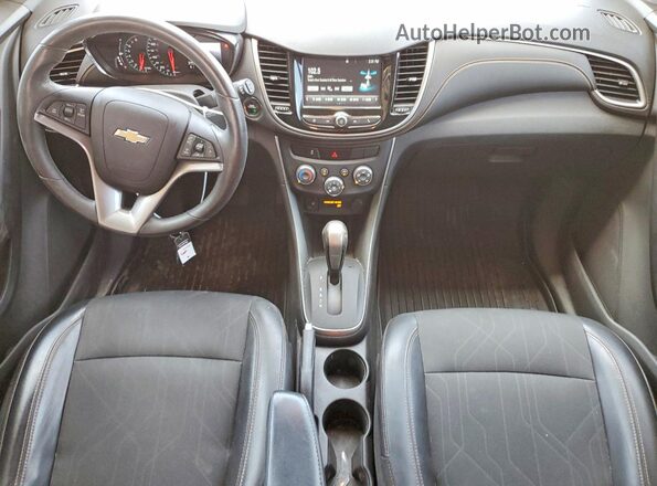 3GNCJLSB3HL215744 2017 CHEVROLET TRAX Синий Вид панели приборов