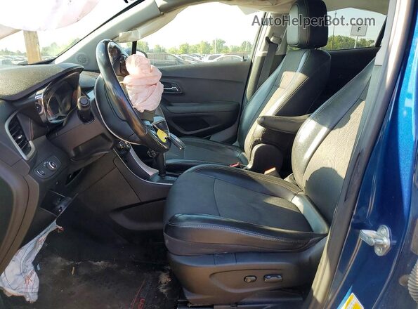 3GNCJLSB3KL242837 2019 CHEVROLET TRAX Blue Widok wnętrza z przodu