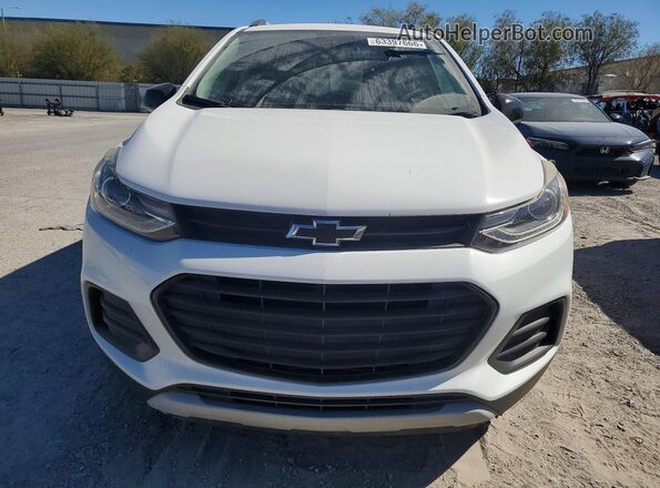 3GNCJLSB3LL229359 2020 CHEVROLET TRAX Белый Вид спереди