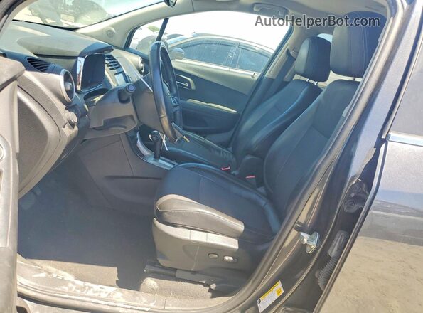 3GNCJLSB8GL247586 2016 CHEVROLET TRAX Silver Вид салону спереду