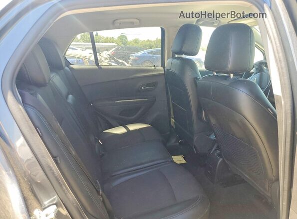 3GNCJLSB8GL247586 2016 CHEVROLET TRAX Silver Вид задніх сидінь