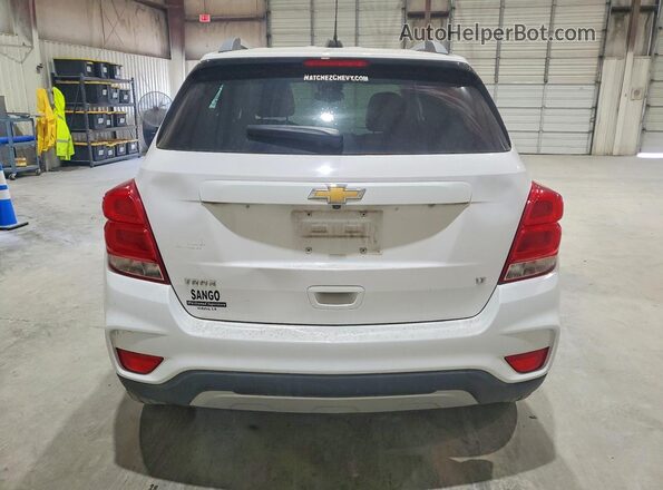 3GNCJLSB8LL302905 2020 CHEVROLET TRAX Белый Вид сзади