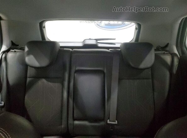 3GNCJLSB8LL302905 2020 CHEVROLET TRAX Белый Вид задних сидений