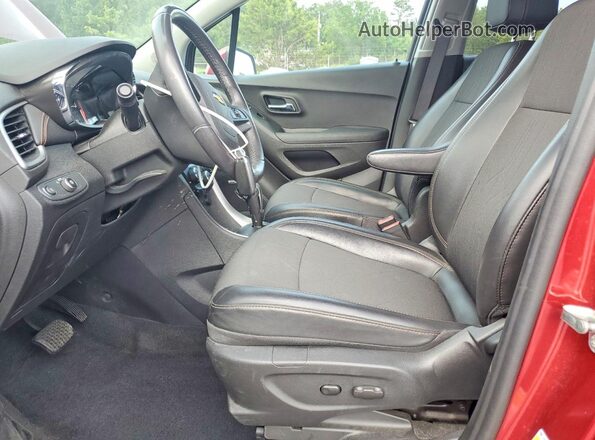 3GNCJPSBXLL230936 2020 CHEVROLET TRAX Красный Вид салона спереди