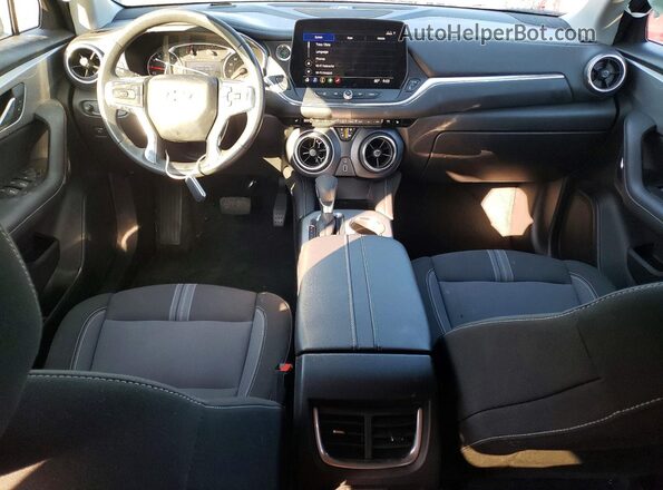 3GNKBCR40TS149054 2026 CHEVROLET BLAZER Black წინა პანელის ხედი