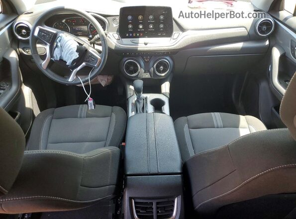 3GNKBCR4XSS249192 2025 CHEVROLET BLAZER Черный Вид панели приборов