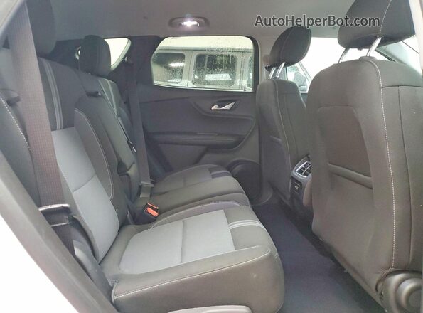 3GNKBCR4XSS249502 2025 CHEVROLET BLAZER Белый Вид задней части салона
