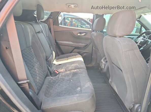 3GNKBCRS1LS587242 2020 CHEVROLET BLAZER Black Rear seats view