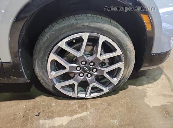 3GNKBERSXSS238395 2025 CHEVROLET BLAZER Серебряный 