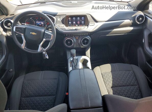 3GNKBHR40NS130472 2022 CHEVROLET BLAZER Белый Вид панели приборов