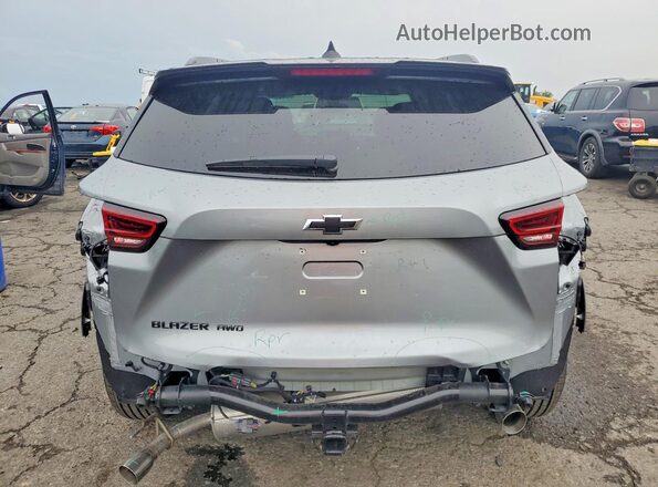 3GNKBHR42SS271085 2025 CHEVROLET BLAZER Gray Rear view