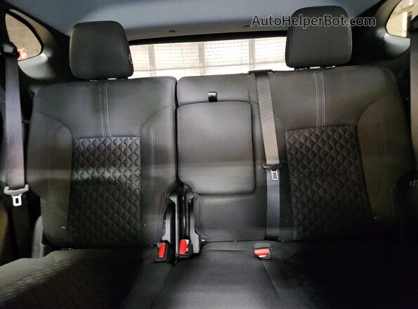 3GNKBHRS0LS589660 2020 CHEVROLET BLAZER White Հետևի նստատեղերի տեսք