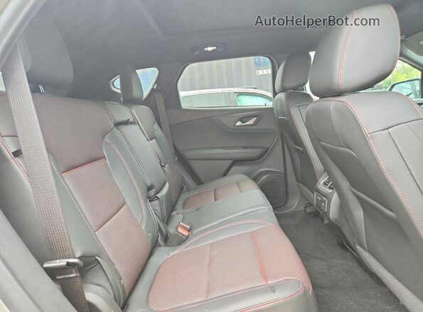 3GNKBKRS9MS573097 2021 CHEVROLET BLAZER Beige Vista interior trasera