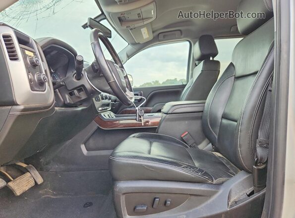 3GTU2NEC4JG523899 2018 GMC SIERRA Silver Սալոնի դիմացի տեսք