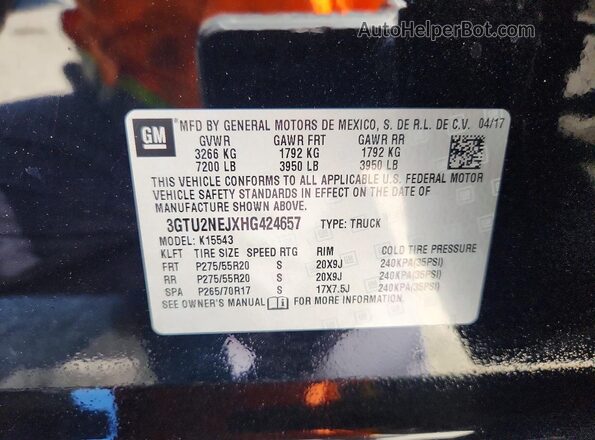 3GTU2NEJXHG424657 2017 GMC SIERRA Black Widok komory silnika