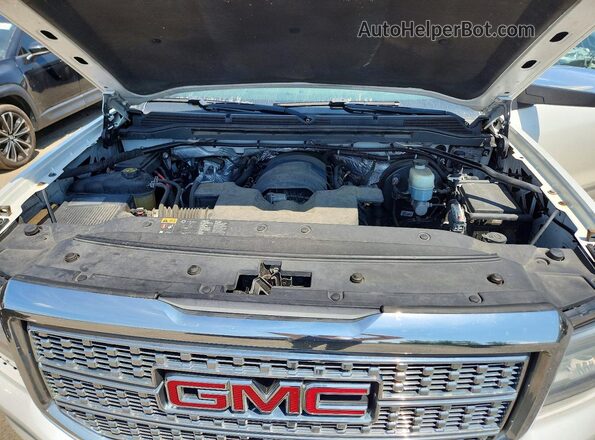 3GTU2PEC2GG233794 2016 GMC SIERRA White Rear interior view