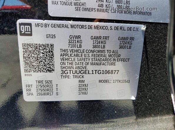 3GTUUGEL1TG106877 2026 GMC SIERRA Black Widok komory silnika