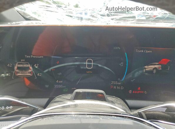 3GYK3EMR9SS233869 2025 CADILLAC OPTIQ Silver Вид щитка приладів