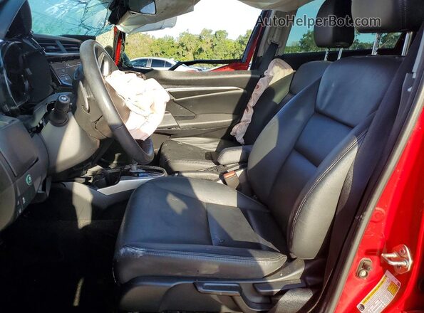 3HGGK5H01JM700488 2018 HONDA FIT Красный Вид салона спереди