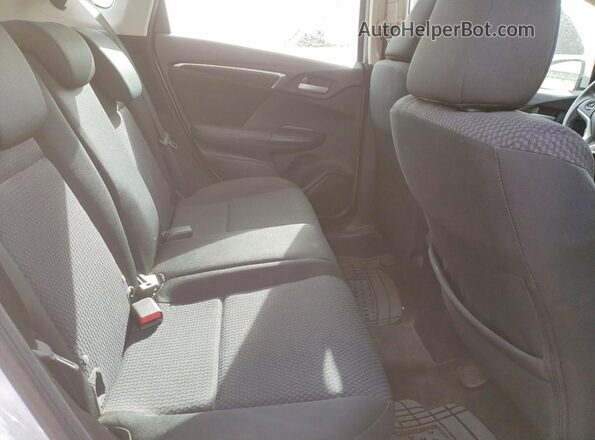 3HGGK5H45LM711130 2020 HONDA FIT White Вид задніх сидінь