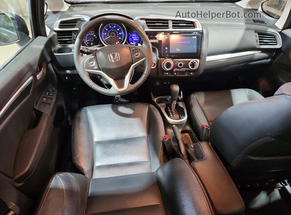 3HGGK5H88HM702688 2017 HONDA FIT Purple Dashboard view