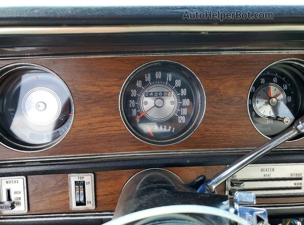 3J67K2M221500 1972 OLDSMOBILE CUT Синий Вид щитка приборов