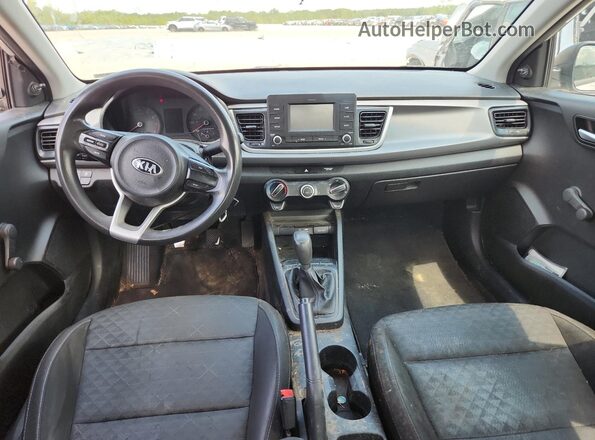 3KPA24AB2JE058299 2018 KIA RIO Silver Dashboard view