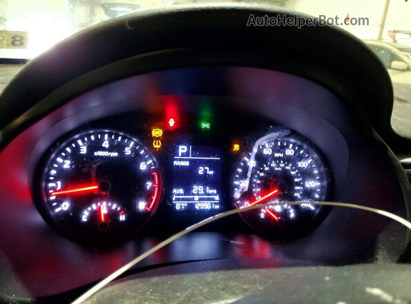 3KPA24AD0NE439530 2022 KIA RIO Red ხელსაწყოთა პანელის ხედი