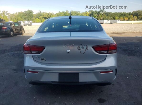 3KPA24AD0NE474522 2022 KIA RIO Silver Widok z tyłu