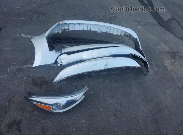 3KPA24AD0NE474522 2022 KIA RIO Silver Widok komory silnika