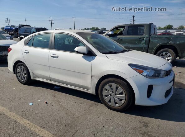 3KPA24AD7LE359364 2020 KIA RIO White Delantero derecho