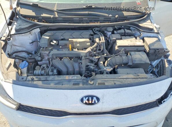 3KPA24AD7LE359364 2020 KIA RIO White Vista interior trasera