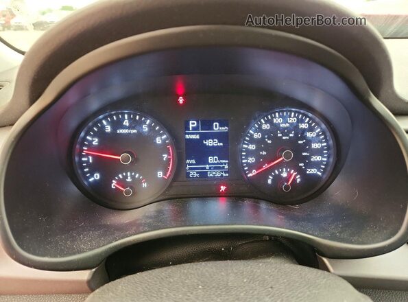 3KPA25AB2JE032002 2018 KIA RIO Red ხელსაწყოთა პანელის ხედი