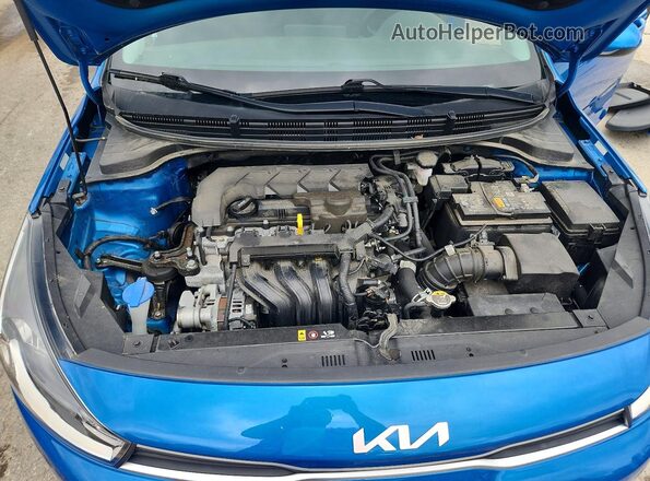 3KPA25AD4PE587575 2023 KIA RIO Blue Widok wnętrza z tyłu