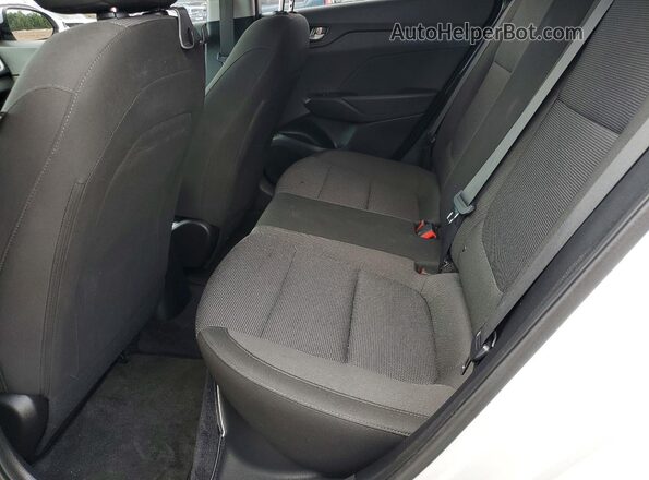 3KPC24A30KE084855 2019 HYUNDAI ACCENT Silver Rear seats view