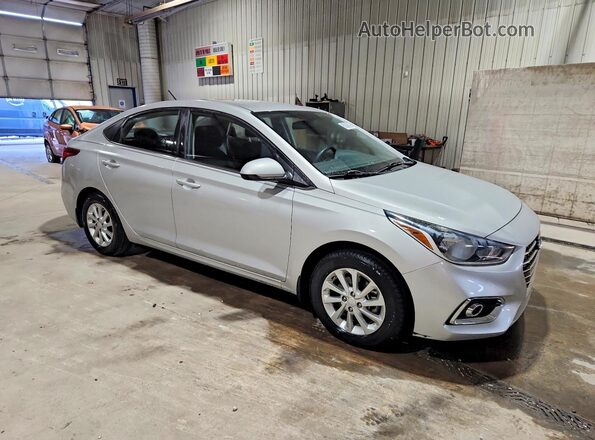 3KPC24A38KE057631 2019 HYUNDAI ACCENT Silver Front right