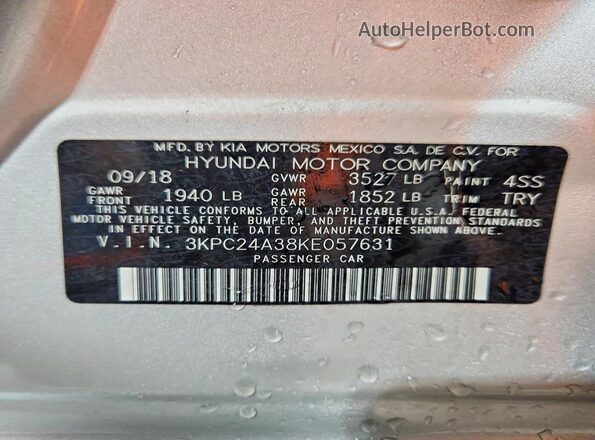 3KPC24A38KE057631 2019 HYUNDAI ACCENT Silver Engine compartment view