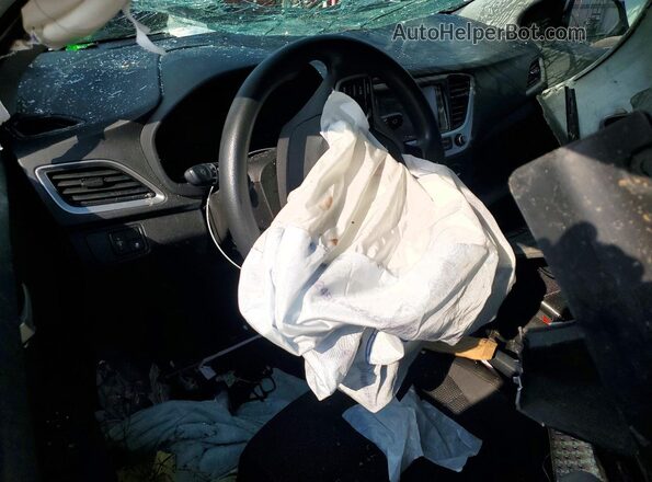 3KPC24A62LE121951 2020 HYUNDAI ACCENT Silver Առջևի վահանակի տեսք