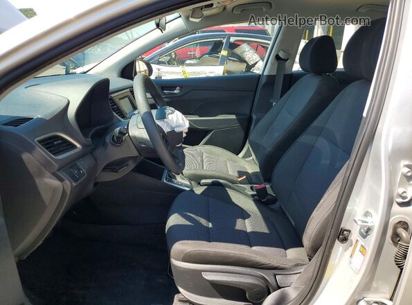 3KPC24A64NE174413 2022 HYUNDAI ACCENT Silver Вид салону спереду